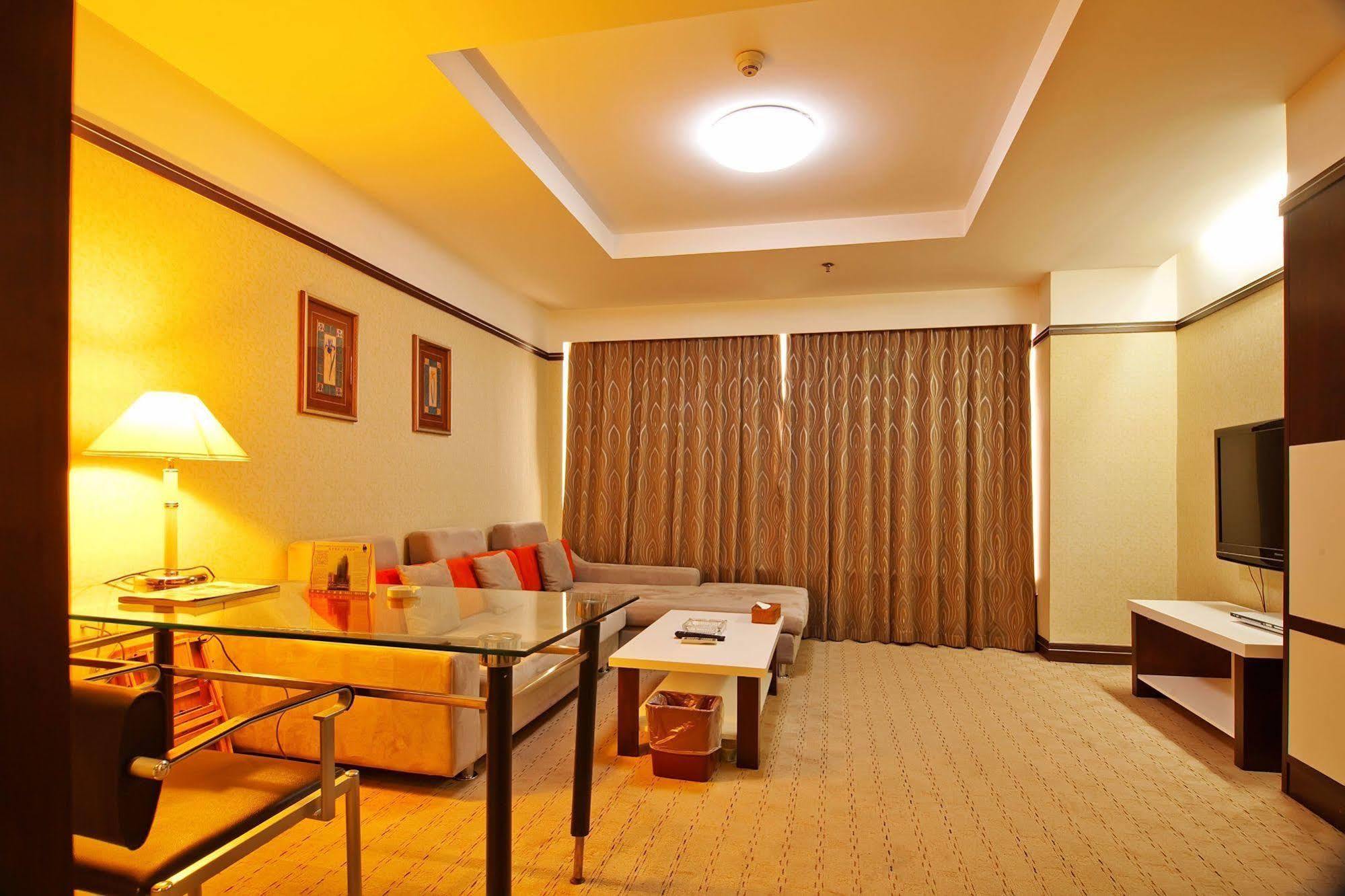 Yantai Asia Hotel Kültér fotó