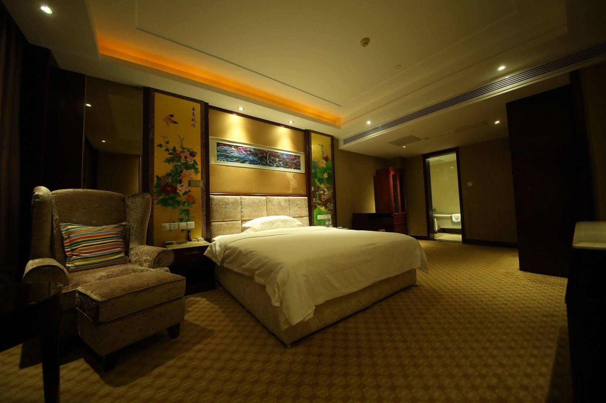 Yantai Asia Hotel Kültér fotó