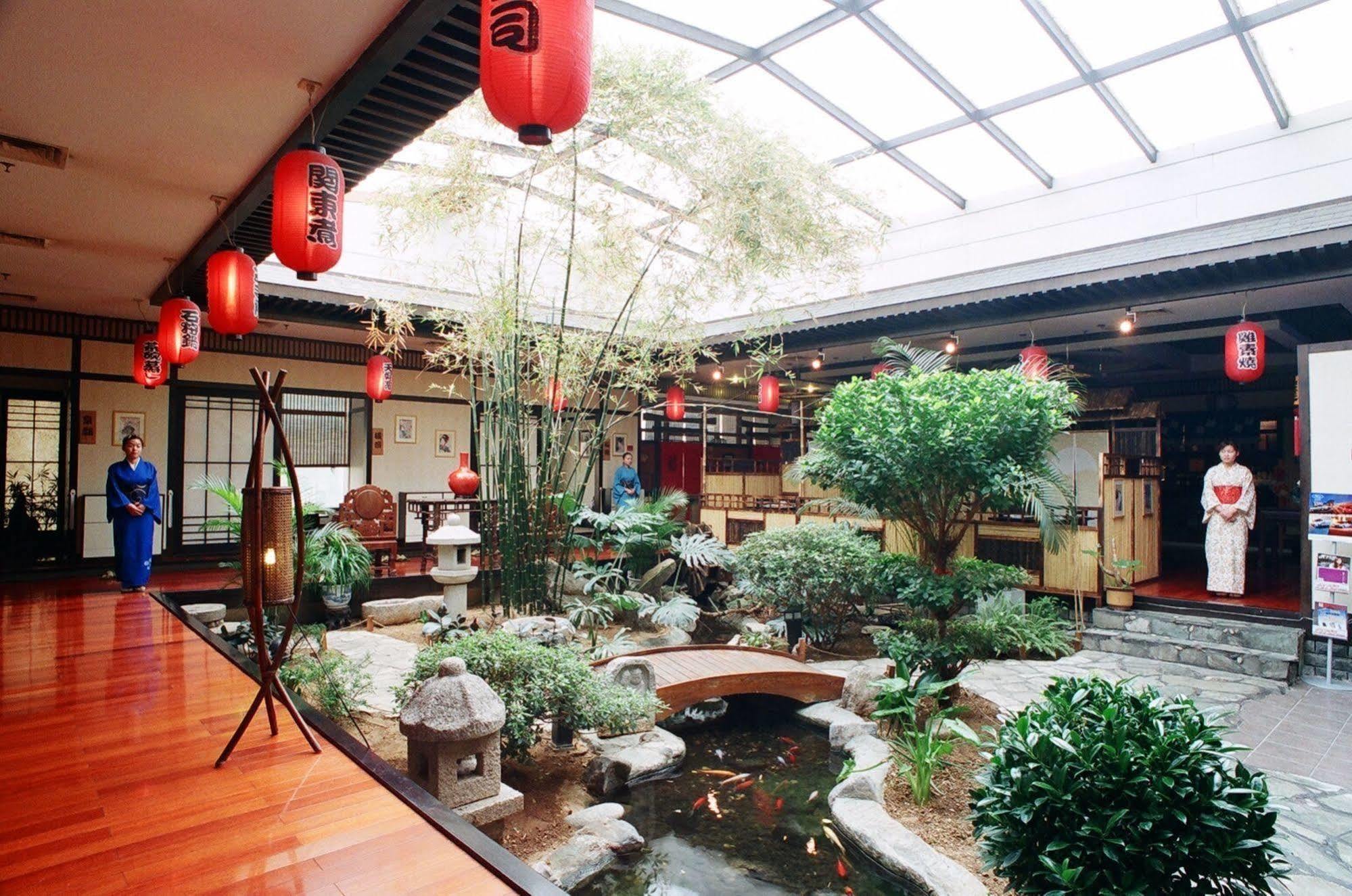 Yantai Asia Hotel Kültér fotó